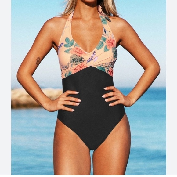 Nwt Cupshe Women Swim Melissa Floral Halter Back Tie One Piece Swimsuit medium - Picture 1 of 7